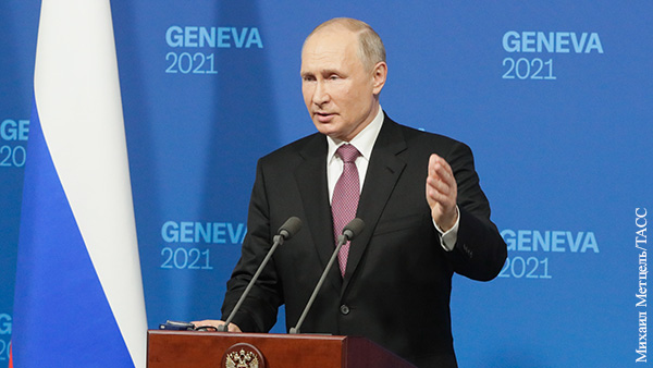Путин заявил о возвращении к работе послов России и США