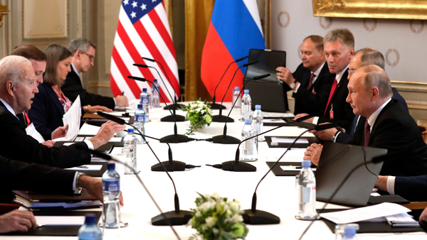 Лидеры России и США обсудили деблокирование минского процесса