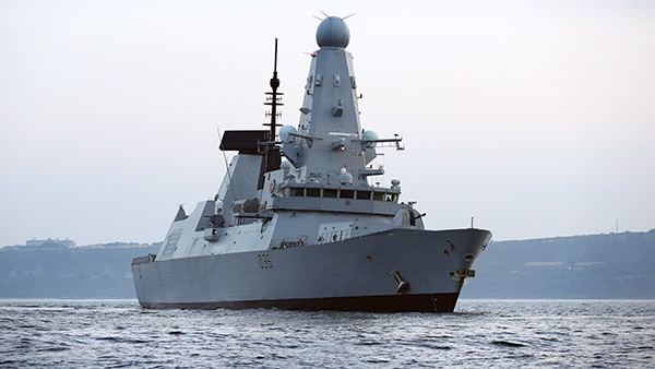 Адмирал Комоедов указал на «крысятничество» Британии в Черном море