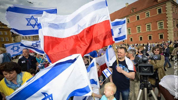 Израильский политолог объяснил антисемитскую логику польских властей