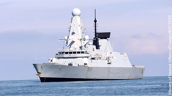 В Британии объяснили потерю документов об эсминце «Дефендер»