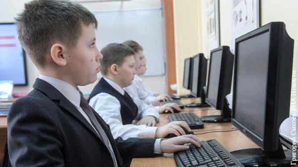 Все школы в Астраханской области получили высокоскоростной интернет