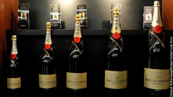 Союз виноделов назвал шантажом решение Moet Hennessy не поставлять шампанское в Россию