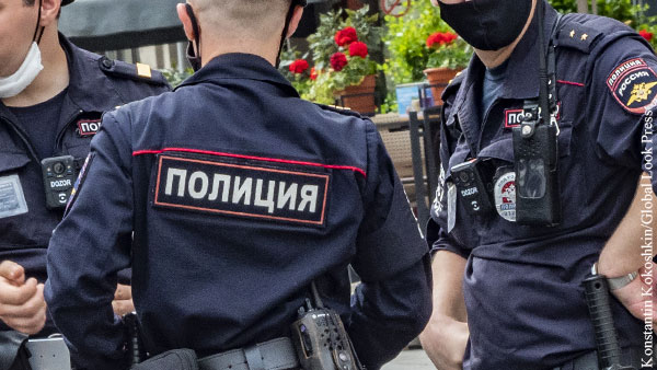 Мигранты устроили массовую драку с поножовщиной в Москве