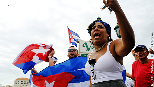 Протестами на Кубе рулит не Вашингтон, а Майами