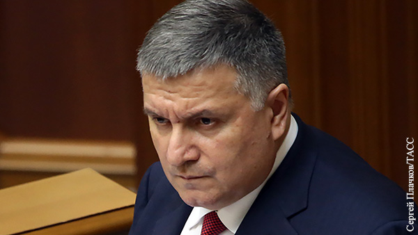 Эксперт: Уход Авакова с поста главы МВД Украины могли согласовать два года назад