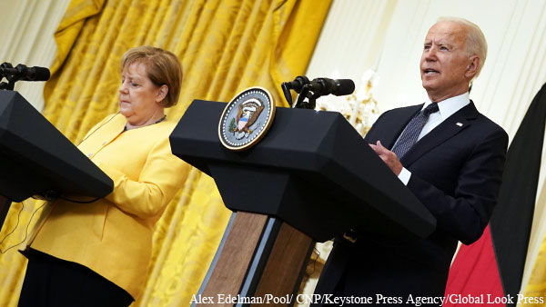 Украина высказала претензии к Байдену и Меркель
