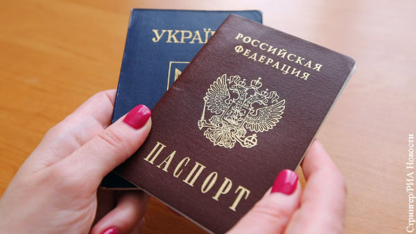 Козак: Около миллиона граждан Украины получили российское гражданство с 2016 года