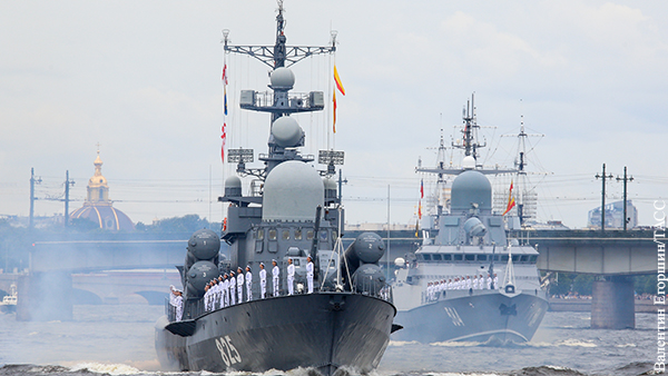 Китайцев восхитили корабли на параде ВМФ России