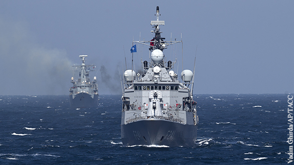 В НАТО назвали условия открытия огня по российским кораблям