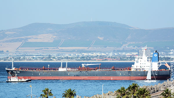 Нападение на танкер вскрывает тайную политическую игру