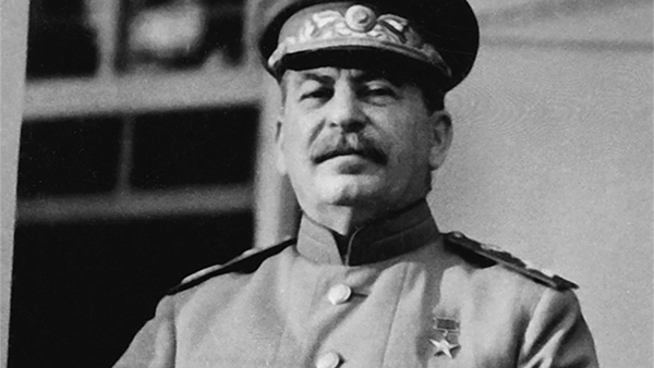 Жестокость и малодушие: Как Сталин проявил себя в качестве военного лидера