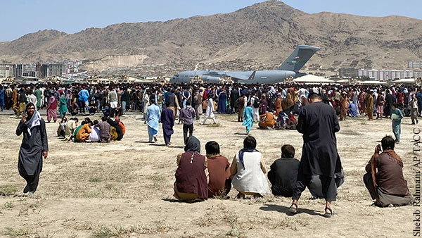 В Пентагоне подтвердили гибель людей при эвакуации из аэропорта Кабула