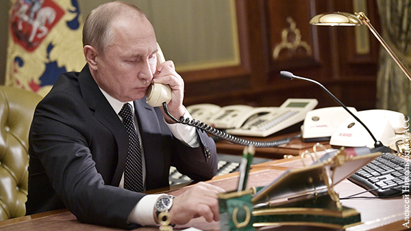 Путин обратил внимание Макрона на деструктивные действия Киева