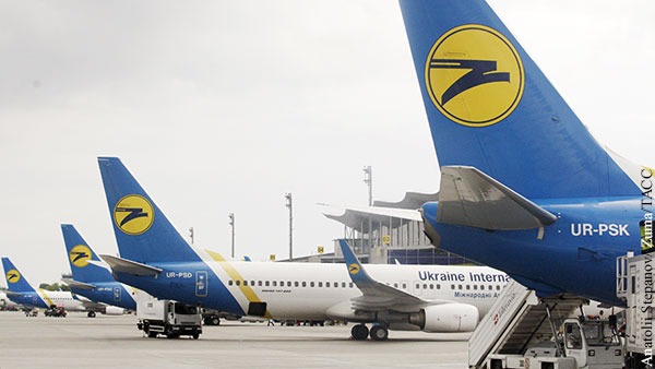 Зачем Зеленский убивает крупнейшую авиакомпанию Украины