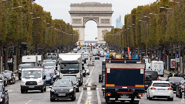 Скорость автомобилей в Париже ограничили до 30 км/ч
