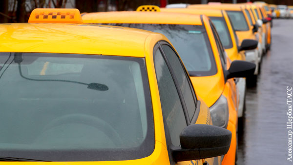 Минтранс предложил ввести ответственность агрегаторов такси перед пассажирами
