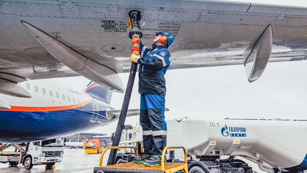 «Газпром нефть» и «Аэрофлот» вместе разработают авиатопливо из растительного сырья