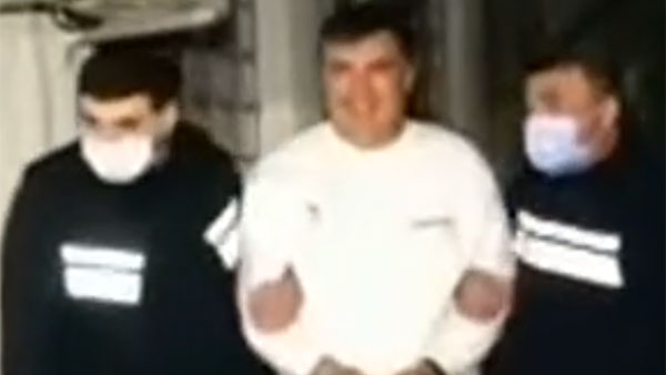 Появились первые кадры задержания Саакашвили 