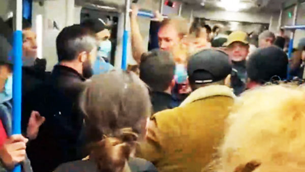 Опубликовано видео нового конфликта в московском метро
