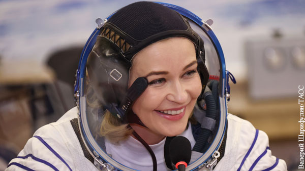Обычная девушка вернула интерес россиян к космонавтике