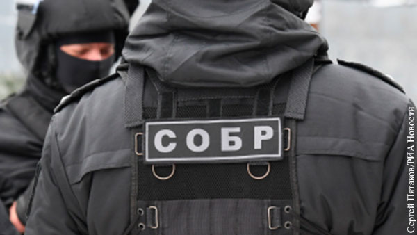 Сотрудник СОБРа погиб при задержании телефонных мошенников в Петербурге
