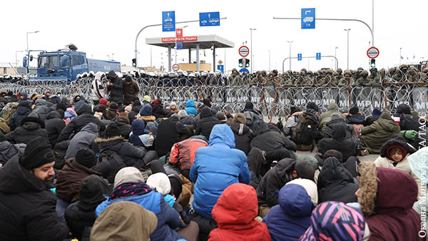 Мигранты перебрались через белорусское ограждение на границе с Польшей