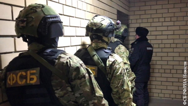 ФСБ установила украинского заказчика готовившегося массового убийства в школе Казани