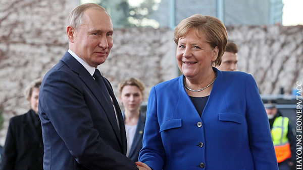 Эксперты объяснили переход Путина в общении с Меркель на «ты»