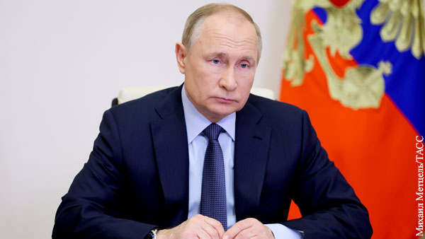 Путин поддержал продление сертификата после перенесенного COVID до года