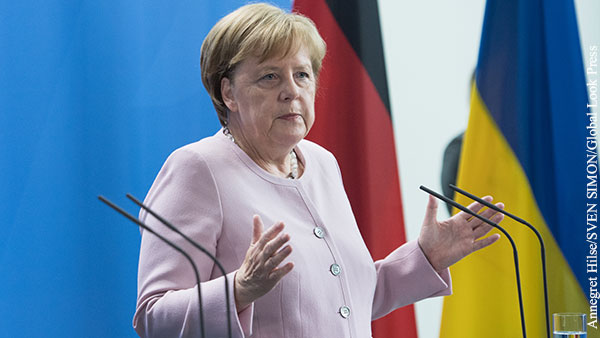 Меркель пригрозила России новыми санкциями из-за Украины