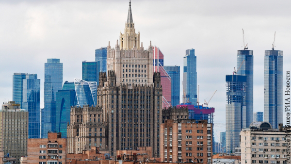Москва объявила об ответных мерах на высылку российских дипломатов из США