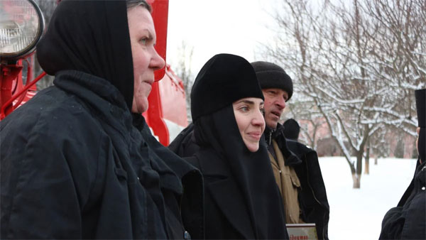 Монахини украинского монастыря научились тушить пожары 