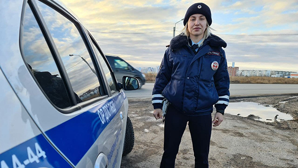 Анжела Глушко – единственная сотрудница среди сотрудников ДПС Волгоградской области