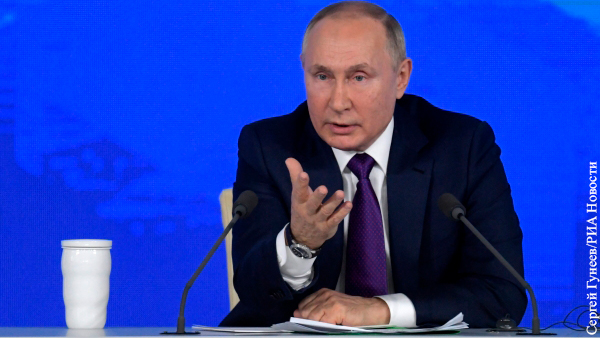 Депутат: Путин лично настоял на либеральной формуле закона об иноагентах в России