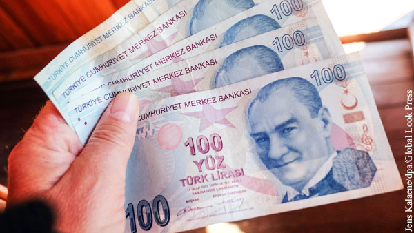 Турецкую лиру включили в число валют-аутсайдеров 2021 года