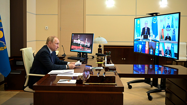 Путин: В Казахстане использовались майданные технологии 