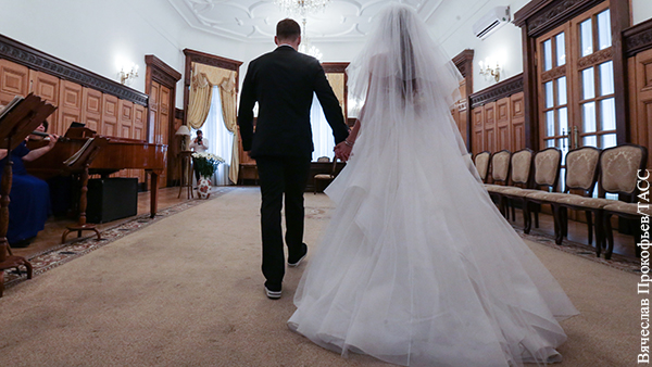 Нумеролог объяснила повышенный спрос на «красивые» даты свадьбы среди россиян