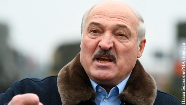Лукашенко призвал защитить границу с Украиной на случай неадекватных действий Киева