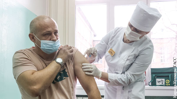 Артемий Лебедев назвал «Спутник V» победителем в международной гонке вакцин