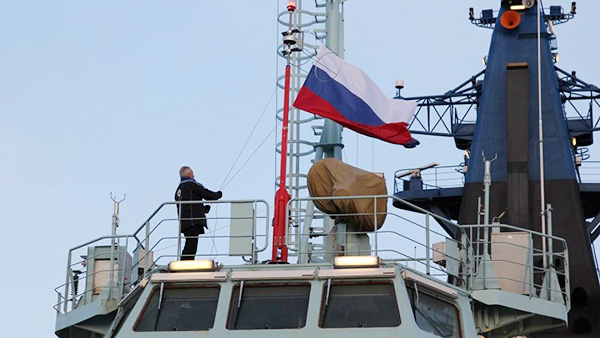 На атомном ледоколе «Сибирь» Росатомфлота поднят государственный флаг