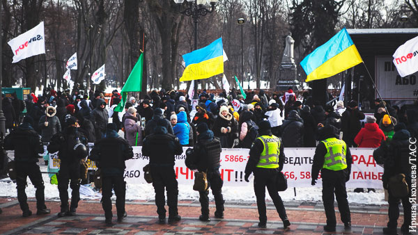 СМИ: В Киеве после стычек с полицией скончался один из участников митинга предпринимателей