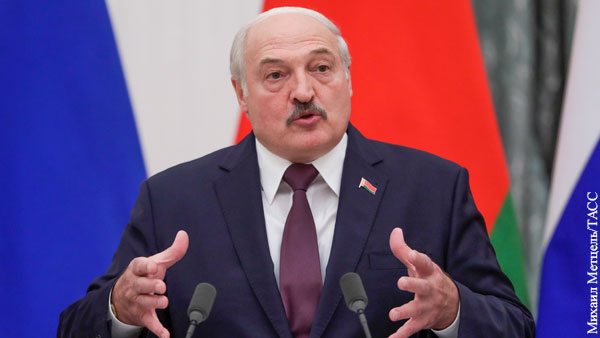 Лукашенко: Белоруссия вступит в войну в случае нападения на Россию