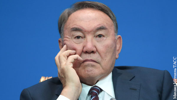 Эксперт: Передел власти в Казахстане чреват новыми столкновениями