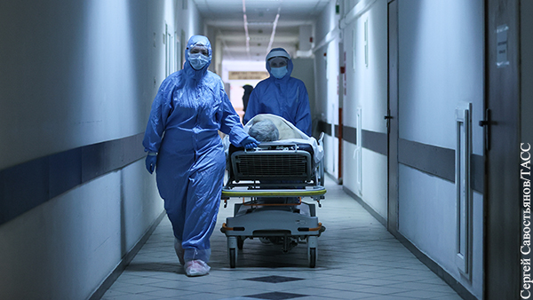За сутки в России госпитализировали 17,4 тыс. человек с коронавирусом