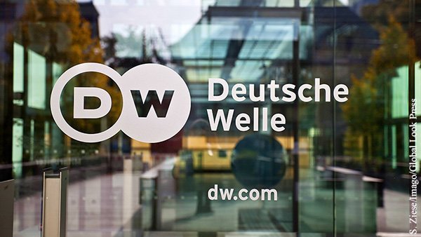 Россия аннулировала аккредитацию всех сотрудников российского бюро Deutsche Welle