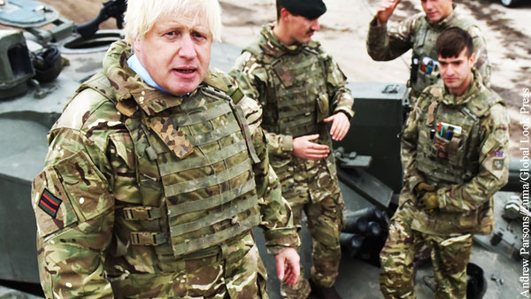 Джонсон решил привести в готовность дополнительно 1 тыс. военных Британии