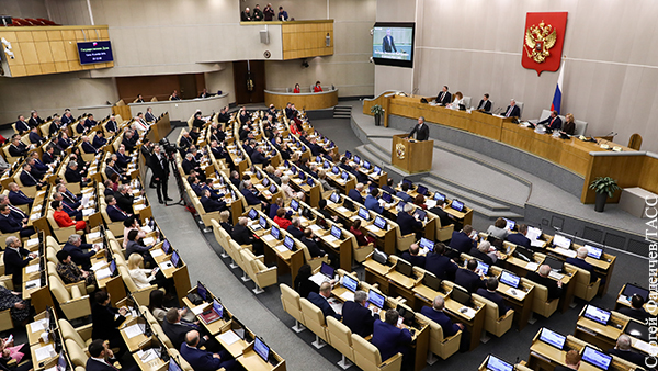 Госдума проголосовала за обращение к Путину о признании ДНР и ЛНР