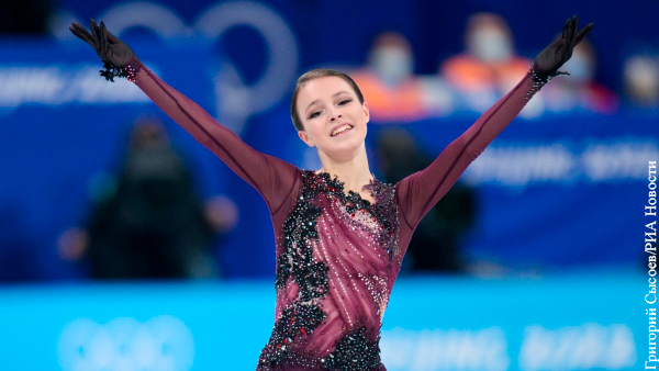 Фигуристка Анна Щербакова завоевала золотую медаль на Олимпиаде