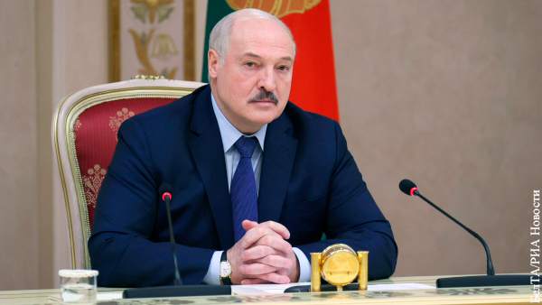 Лукашенко заявил, что никогда не обсуждал с Путиным «нападение» на Украину